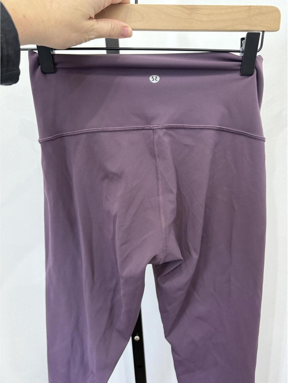 Lululemon Size 6 Purple High-Waisted Leggings - Picture 5 of 6